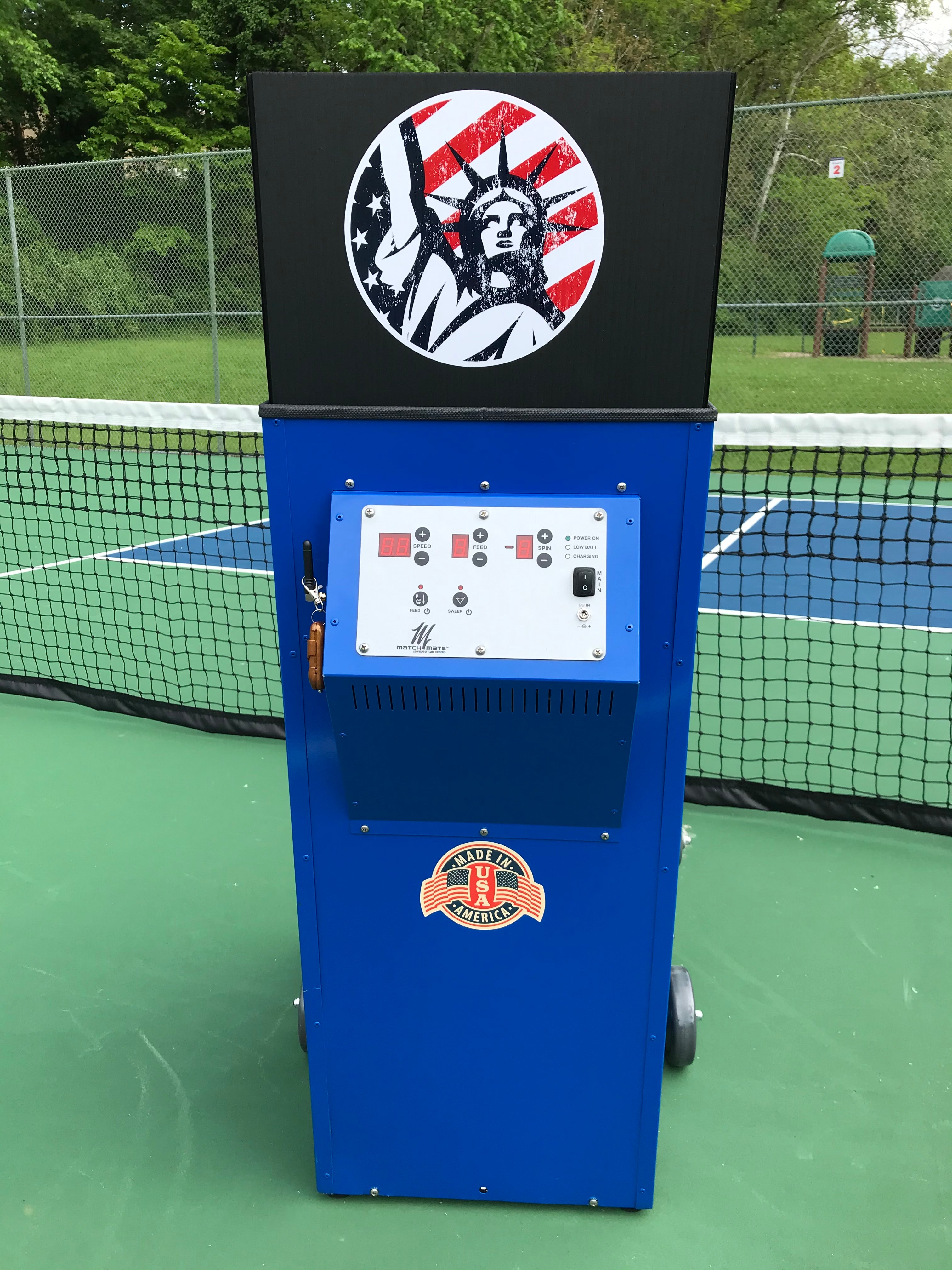 SIMON X EXTRA HOPPER Pickleball Machine