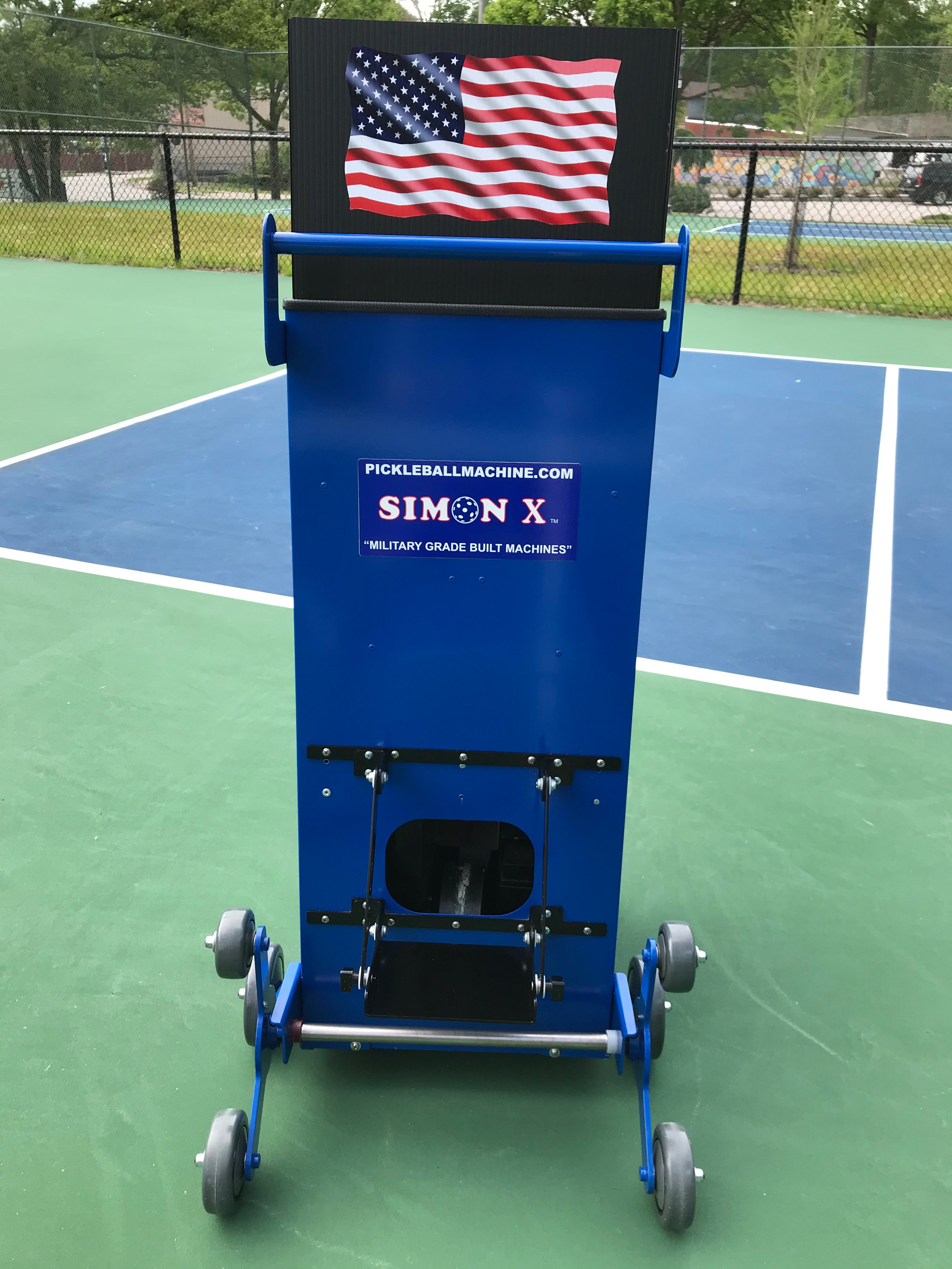 Simion Machine SIMON X EXTRA HOPPER | Pickleball Machine